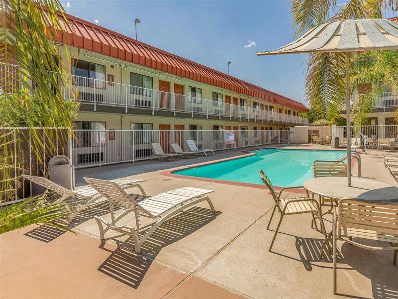 Motel 6-Fresno, Ca - Yosemite Hwy Экстерьер фото