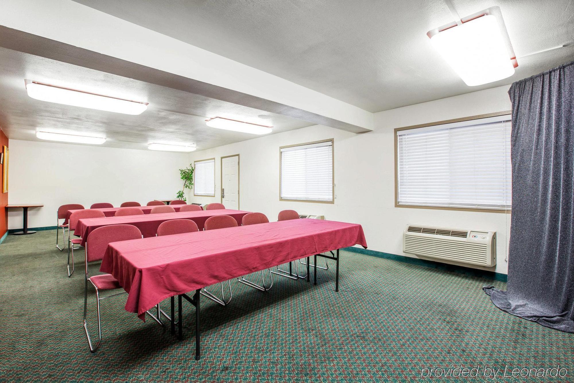 Motel 6-Fresno, Ca - Yosemite Hwy Экстерьер фото
