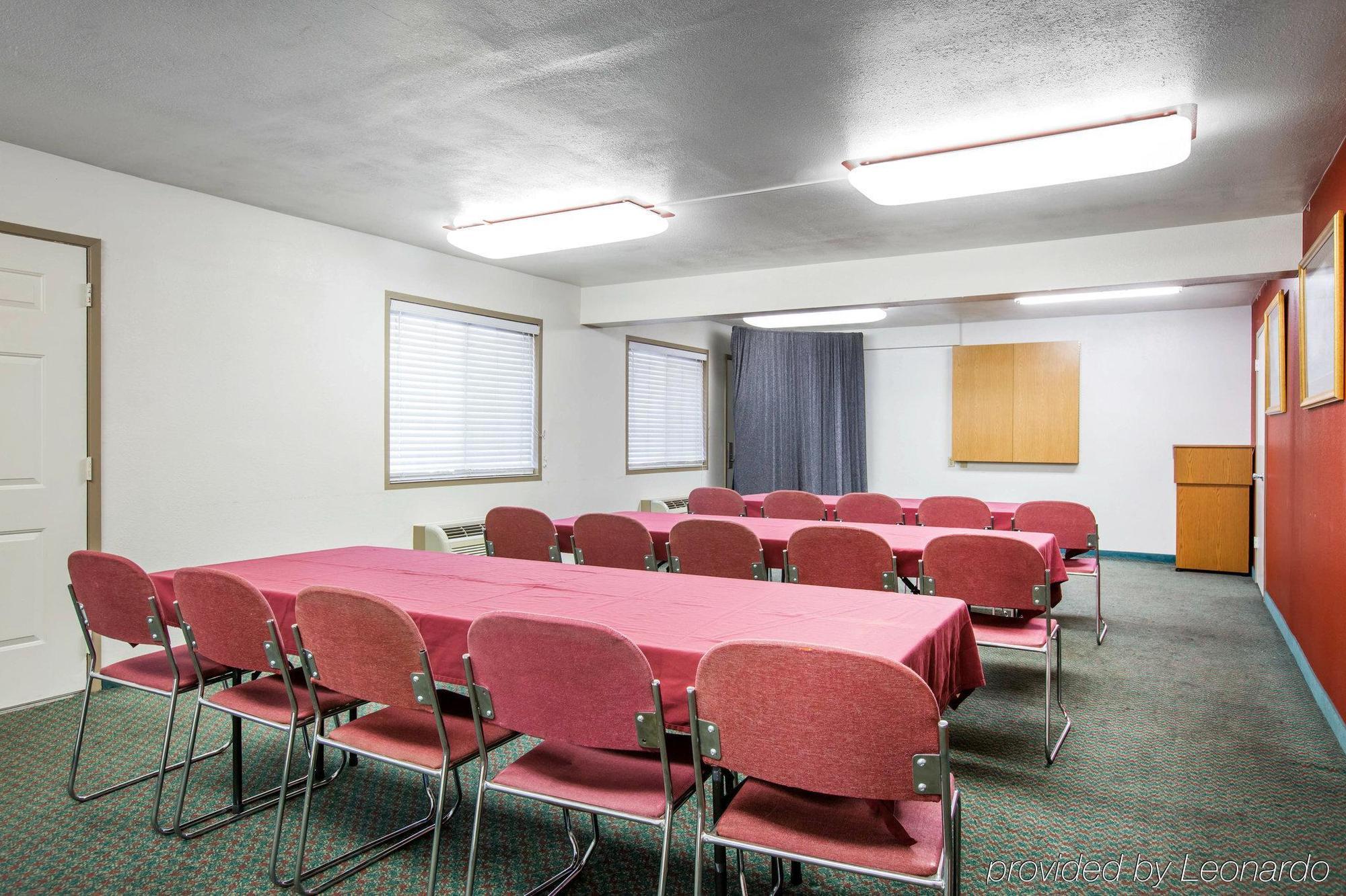 Motel 6-Fresno, Ca - Yosemite Hwy Экстерьер фото