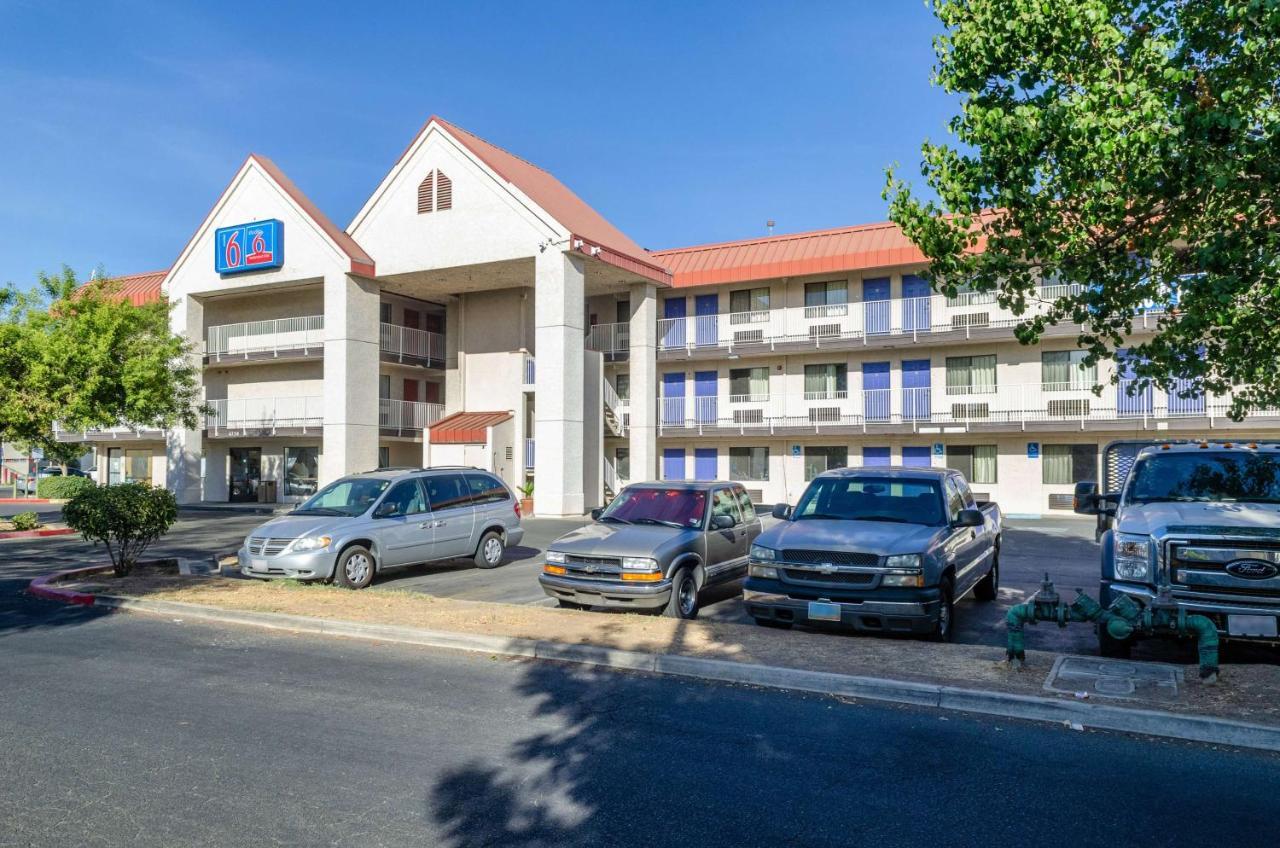 Motel 6-Fresno, Ca - Yosemite Hwy Экстерьер фото