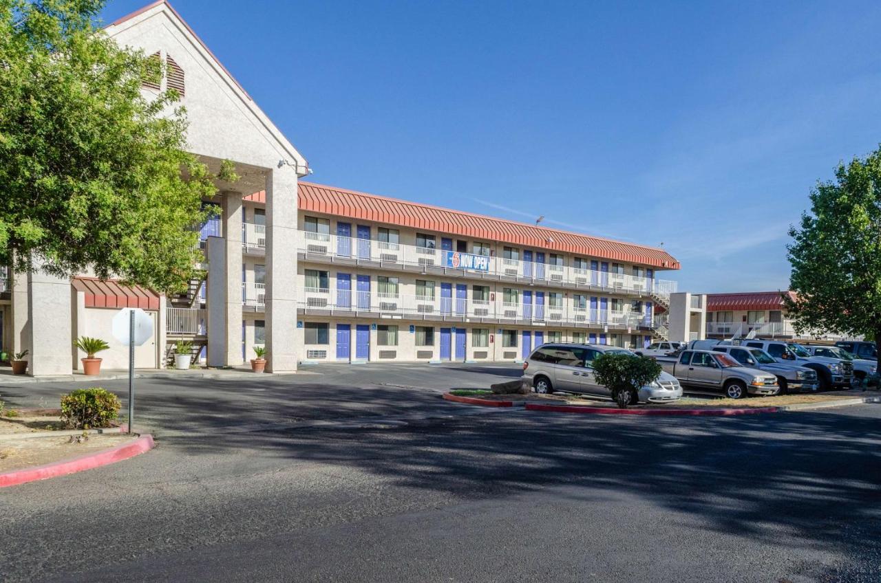 Motel 6-Fresno, Ca - Yosemite Hwy Экстерьер фото